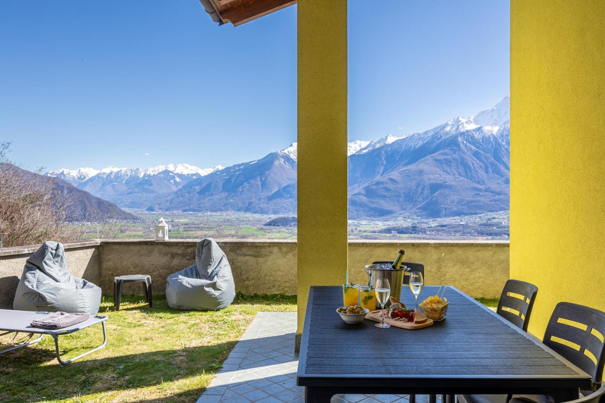Lago Di Como - Luxury Panoramic Garden - Free Wifi Villa Gera Lario Bagian luar foto